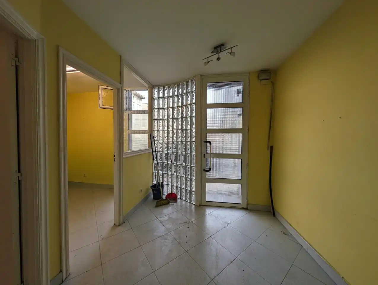 Local comercial en venta en Iparragirre Kalea, imagen 7