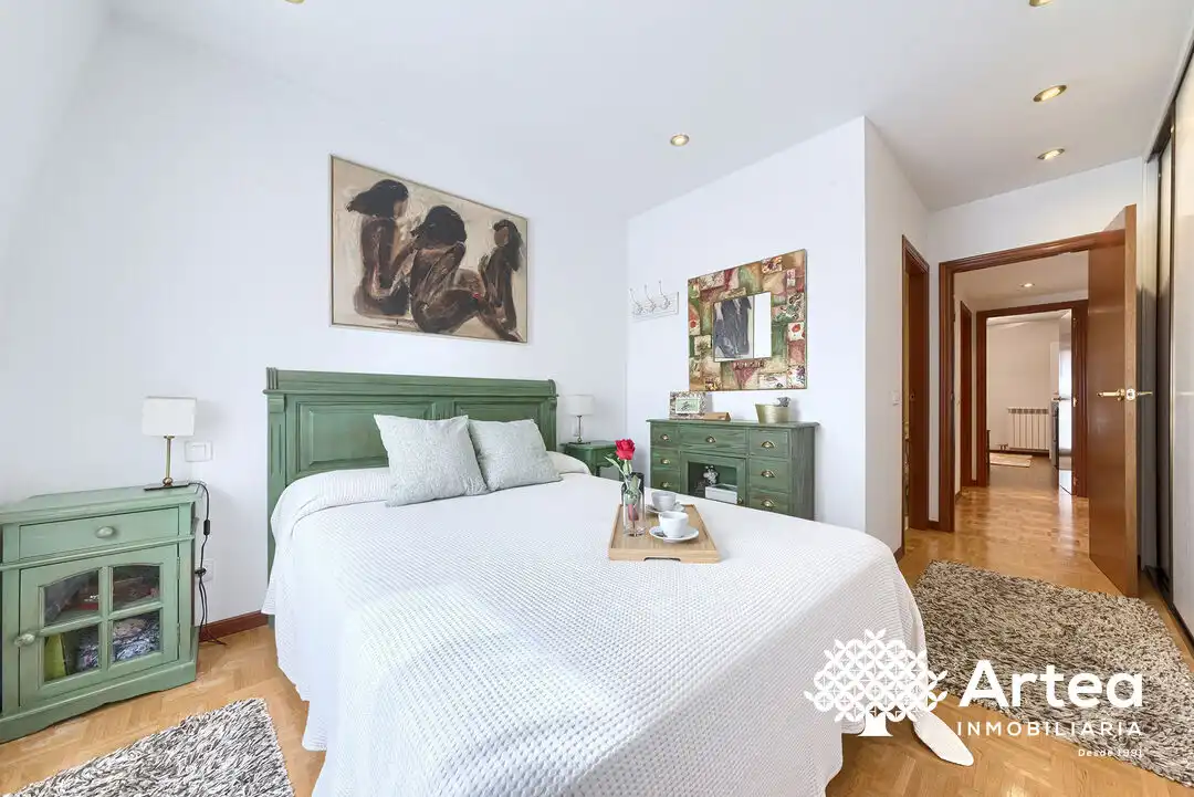 Habitación de Piso en venta en Bilbao  con Calefacción y Trastero