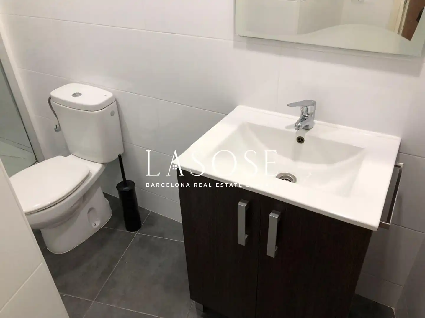 Bany de Planta baixa de lloguer en Barcelona amb Terrassa i Traster