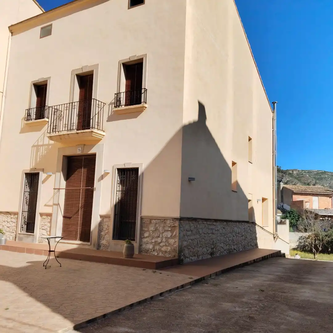 Exterior view of Houses for sale in Llocnou de Sant Jeroni