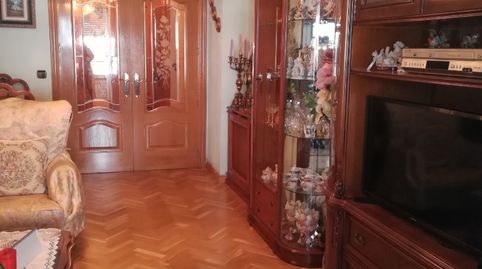ESTUPENDO PISO DE 4 DORMITORIOS, 2 BAÑOS, SALÓN INDEPENDIENTE, image 2