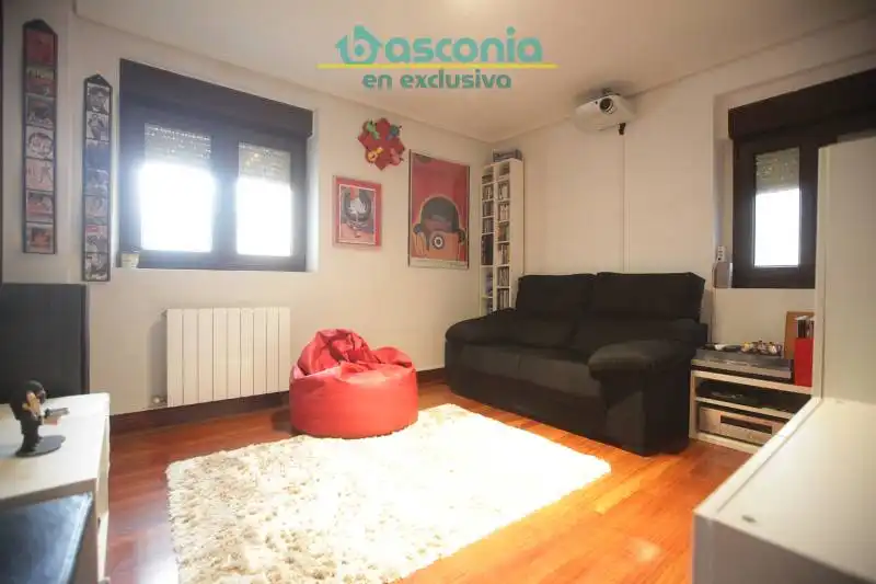 Bedroom of Flat for sale in Bilbao   with Furnished
