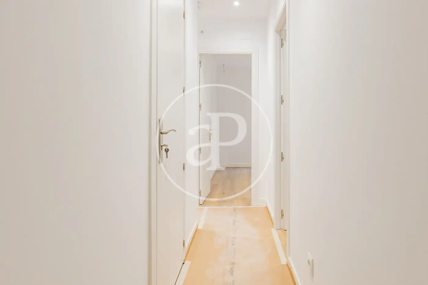 Piso en venta en Madrid con Calefacción y Amueblado