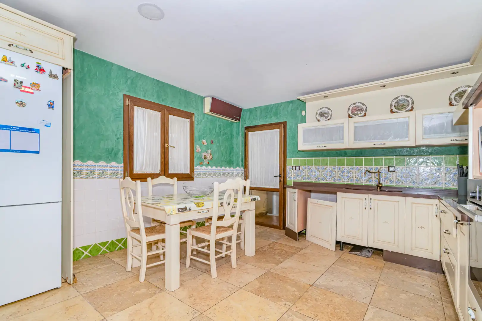 Cocina de Casa o chalet de alquiler en Las Gabias con Aire acondicionado, Calefacción y Jardín privado