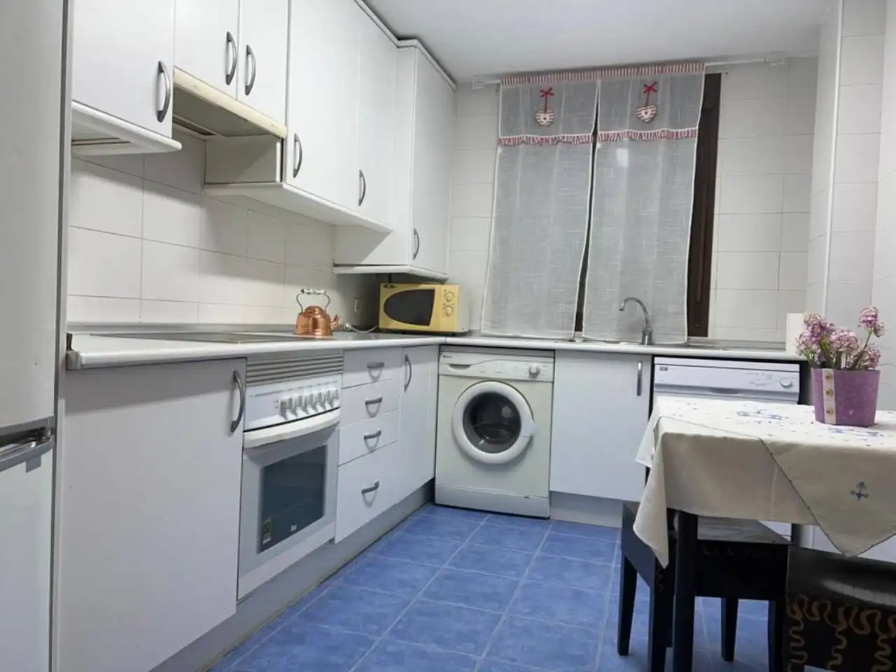 Cocina de Piso de alquiler en Ocaña con Calefacción, Jardín privado y Parquet