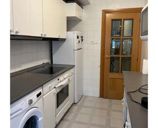 Cuina de Apartament per a compartir en  Zaragoza Capital amb Aire condicionat i Terrassa