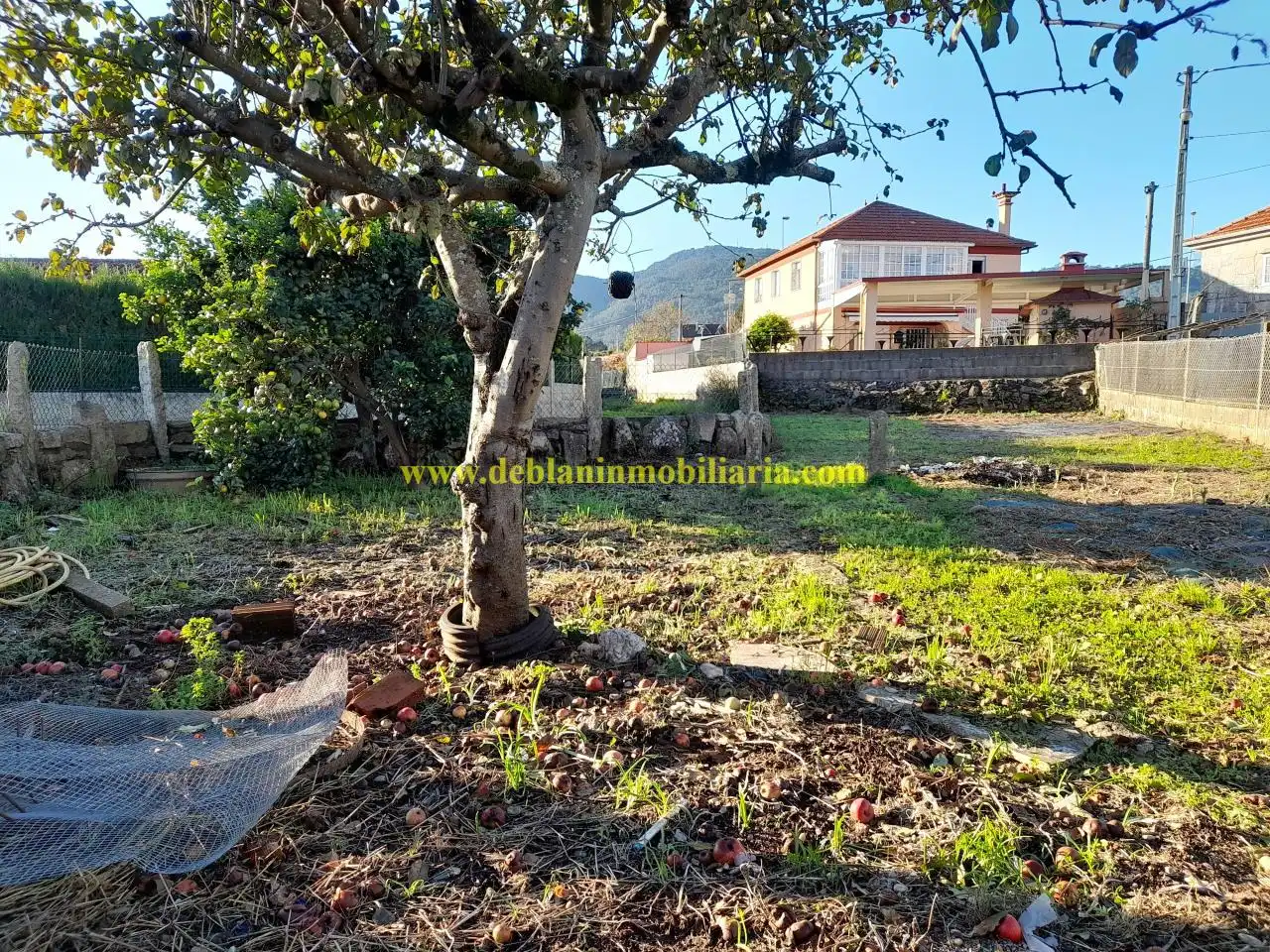 Haus oder Chalet zum Verkauf in Tui mit Heizung, Privatgarten und Terrasse