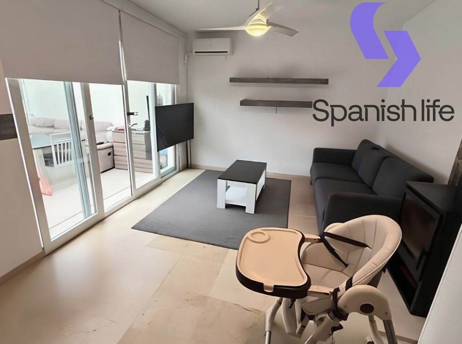 Sala d'estar de Pis en venda en Benidorm amb Aire condicionat i Terrassa