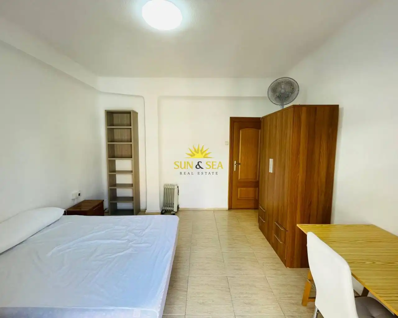 Habitación de Apartamento de alquiler en Cartagena con Calefacción, Amueblado y Horno