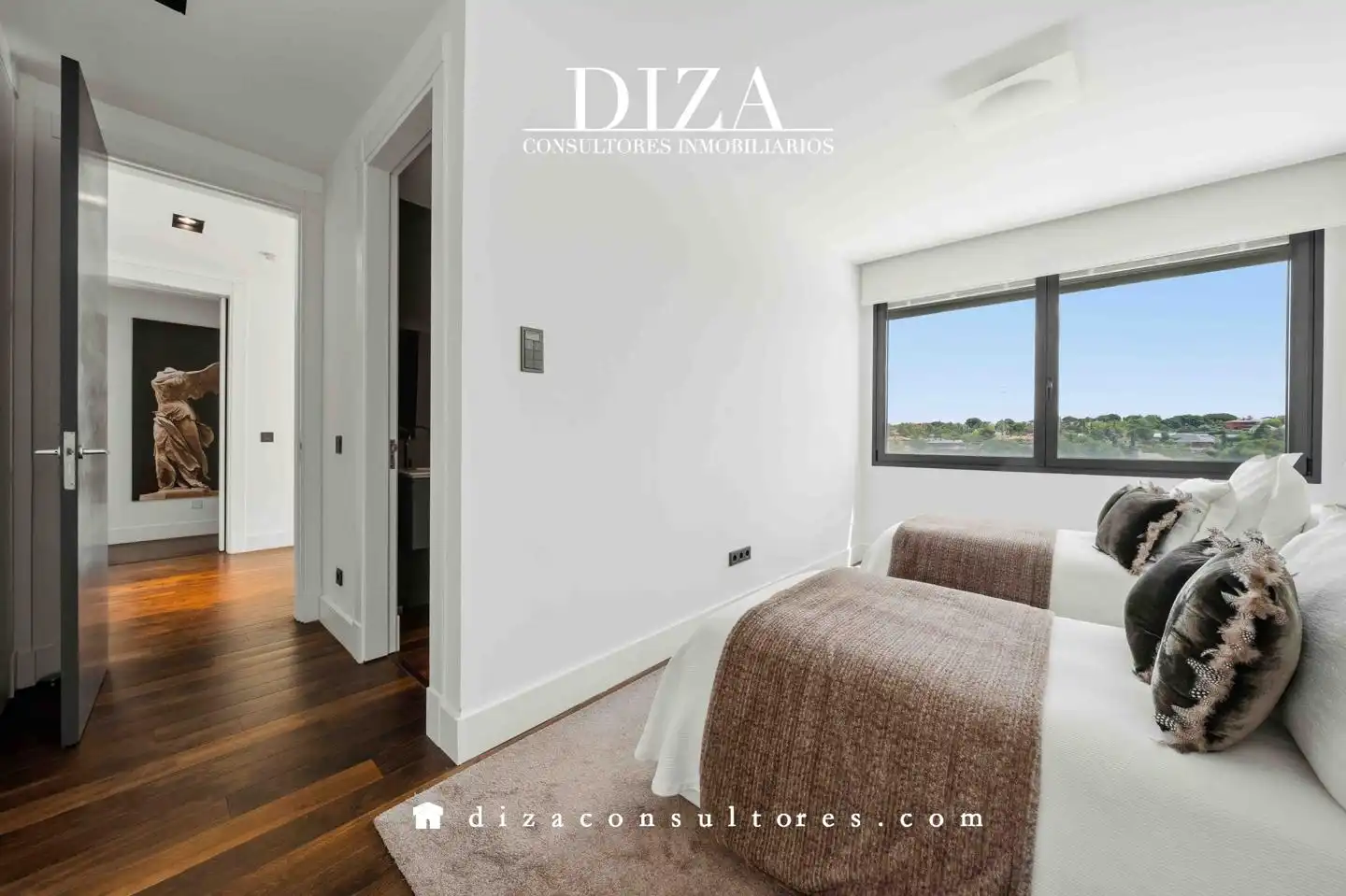 Habitación de Casa o chalet en venta en Boadilla del Monte con Aire acondicionado, Calefacción y Jardín privado