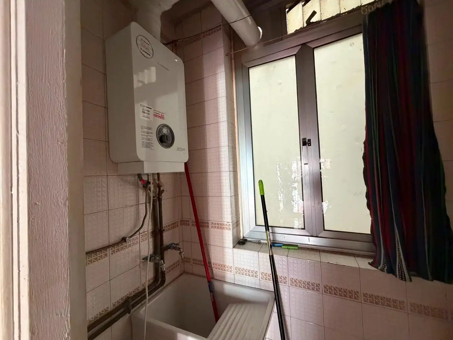 Bany de Pis en venda en Cáceres amb Aire condicionat, Terrassa i Moblat