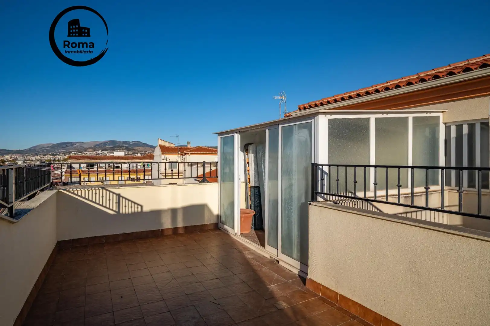 Terrasse von Dachboden zum Verkauf in Armilla mit Klimaanlage und Terrasse