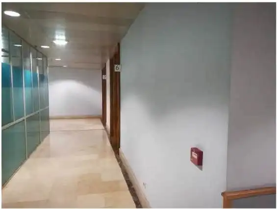 Büro zur Miete in C/ Comandante Caballero, Llamaquique