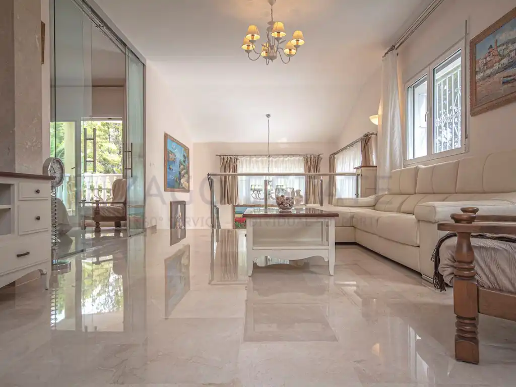 Sala de estar de Casa o chalet en venta en Altea con Piscina y Amueblado