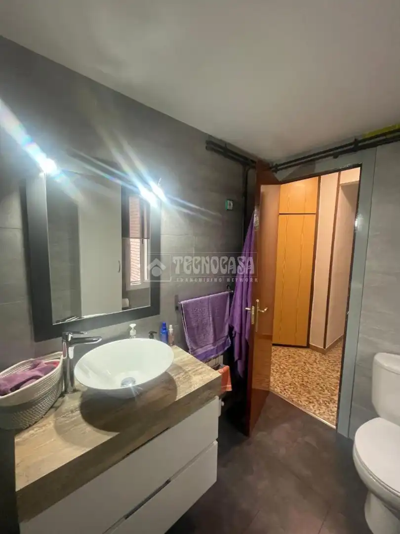 Badezimmer von Wohnung zum Verkauf in Parla mit Heizung
