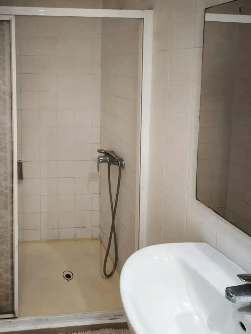 Bathroom of Apartments for share in Sants - Montjuïc