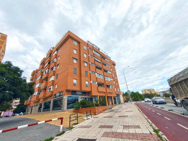 Piso en Venta en Calle Corregidor Ruiz de Pereda en Portada Alta - Pol. Crta. De Cártama