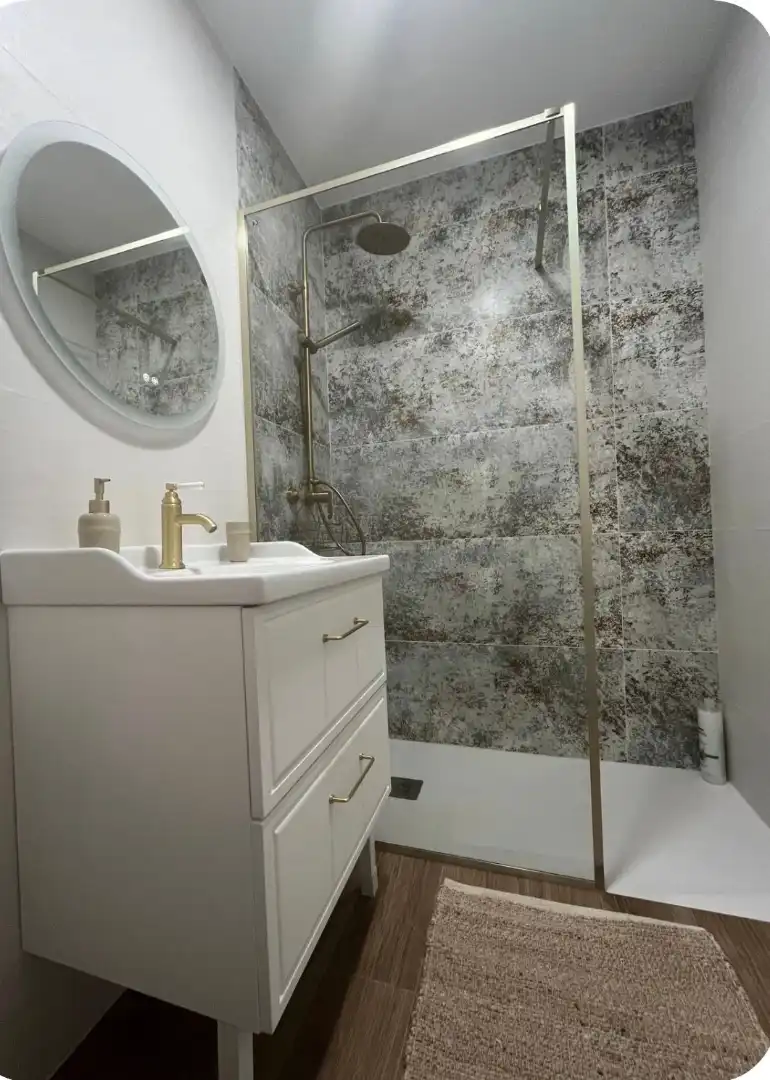 Baño de Piso en venta en Suances con Calefacción, Amueblado y Lavadora