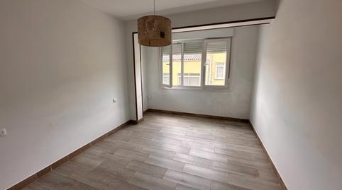 Foto 5 de Piso de alquiler en Piñeiros- Freixeiro, Narón