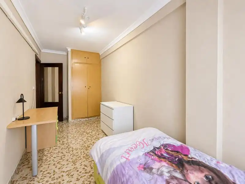 Habitación de Piso en venta en Málaga con Aire acondicionado y Calefacción