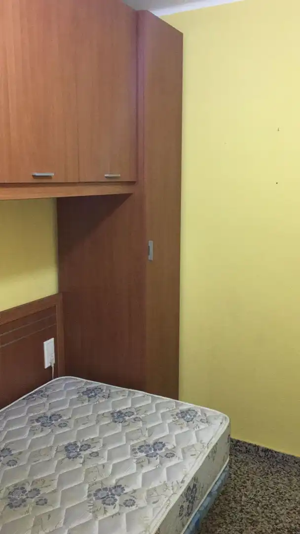 Dormitori de Pis en venda en Ponferrada amb Calefacció, Terrassa i Traster