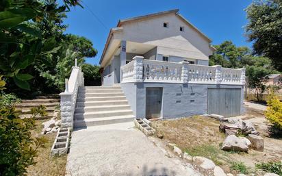 Exterior view of House or chalet for sale in La Torre de Claramunt  with Terrace and Balcony