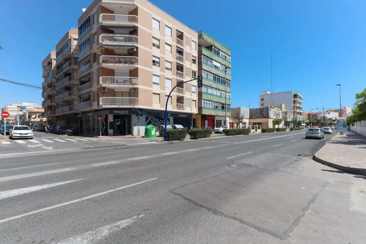 Vista exterior de Local en venda en Torrevieja
