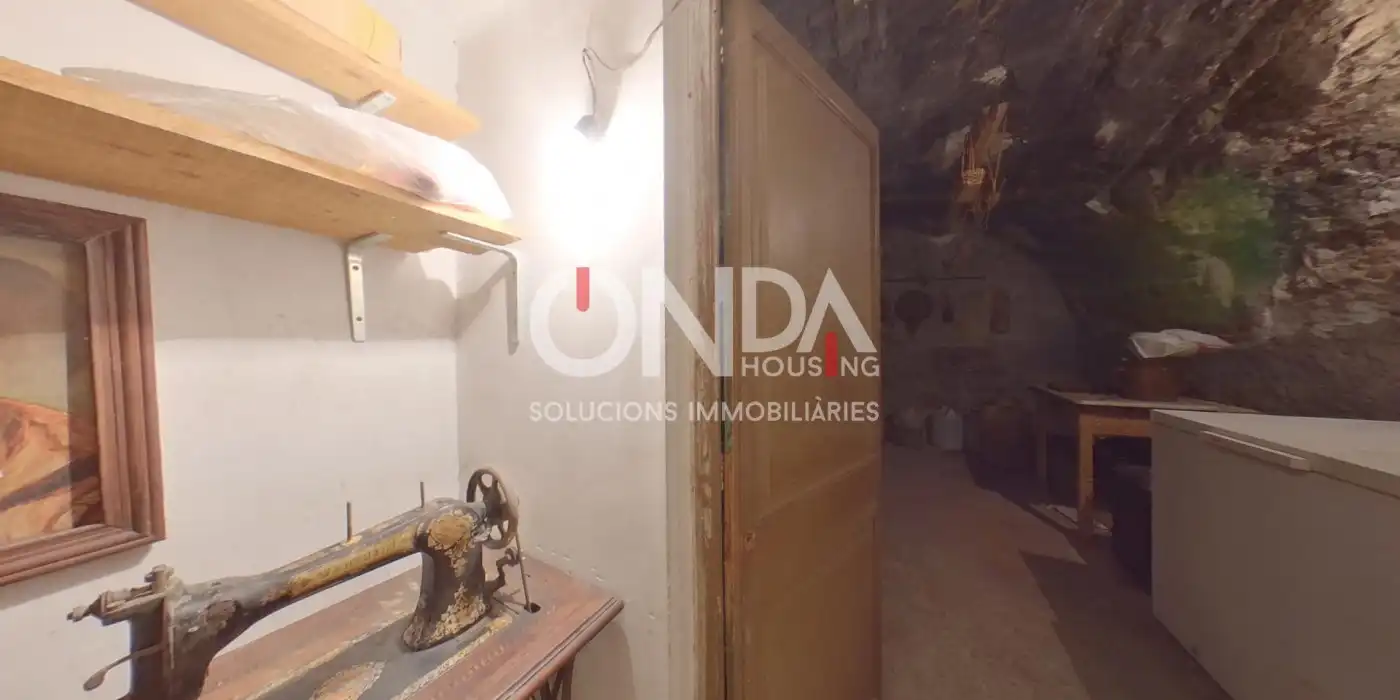 Casa adosada en venta en Calle Ravàl del Vall, 25, Salàs de Pallars