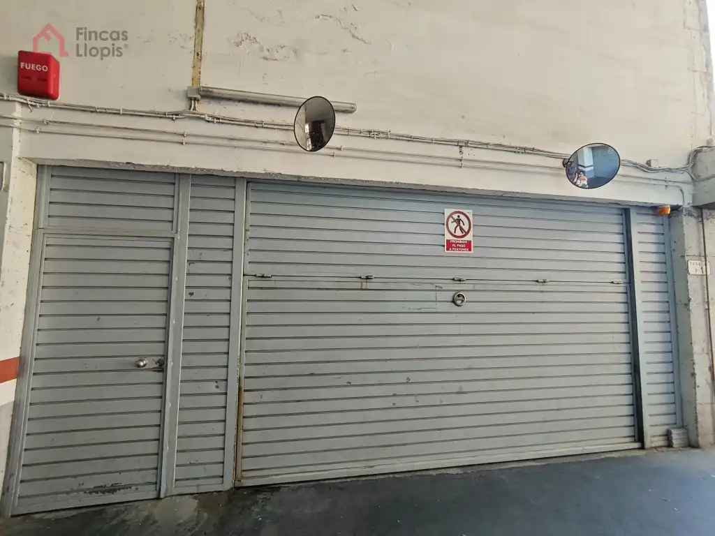Aparcament de Garatge en venda en Barcelona