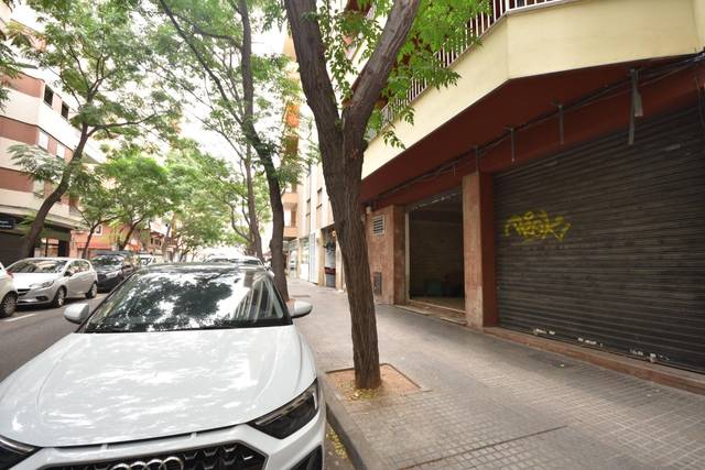 Local comercial en Venta en Calle de Niceto Alcalá Zamora en El Fortí