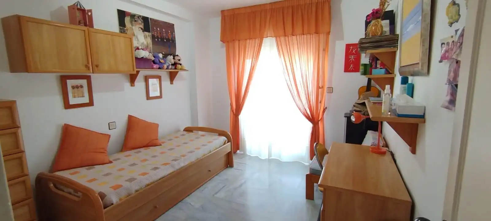 Habitación de Casa adosada en venta en Motril con Aire acondicionado, Terraza y Trastero