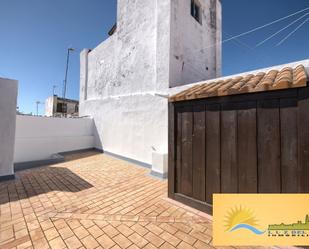 Vista exterior de Àtic en venda en  Cádiz Capital amb Terrassa i Balcó
