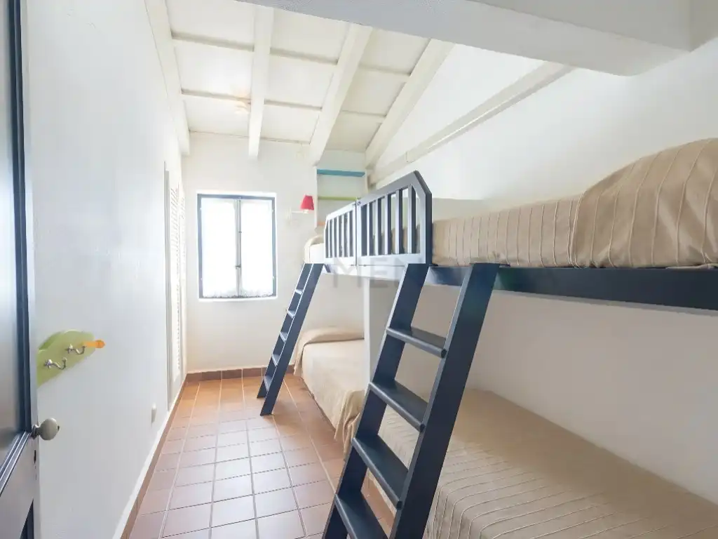 Dormitori de Casa o xalet en venda en Maó - Mahón amb Piscina comunitària