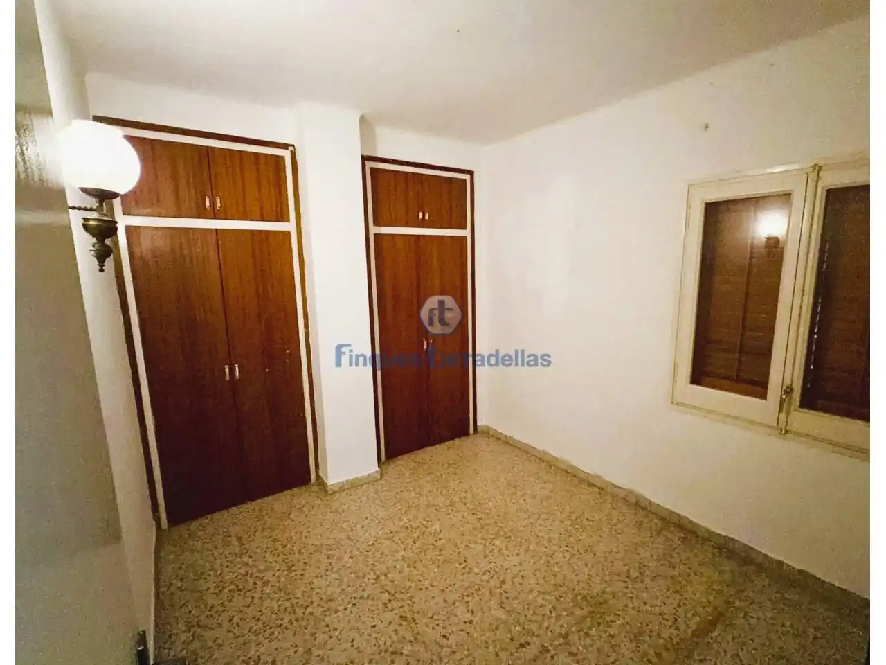 Schlafzimmer von Wohnung zum Verkauf in Pineda de Mar mit Klimaanlage und Balkon