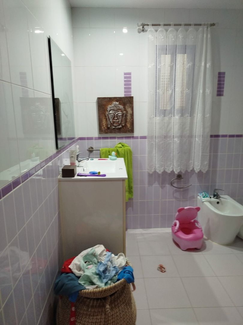 Bathroom of Flat for sale in Castellón de la Plana / Castelló de la Plana  with Furnished