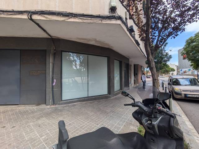 Local comercial en Venta en Avenida de Pau Casals en Centre
