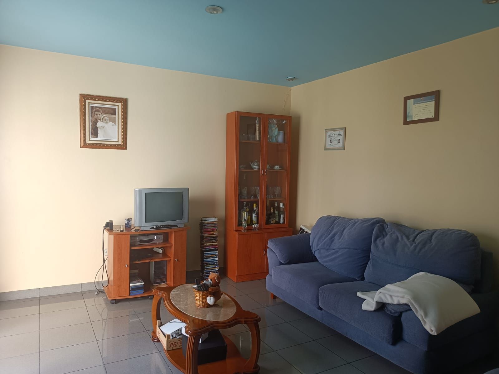 Living room of Flat for sale in Carballo  with Washing machine