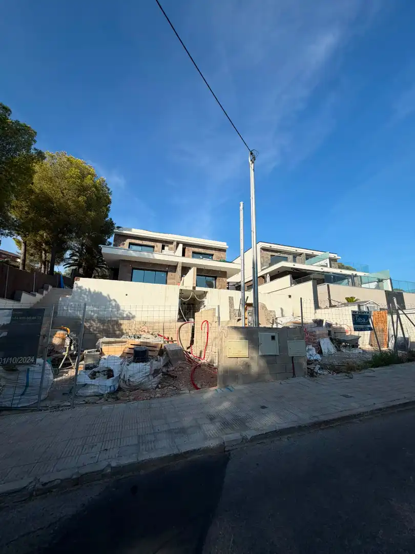 Detached homes for sale in Avinguda d'Itàlia, 3, Segur de Calafell