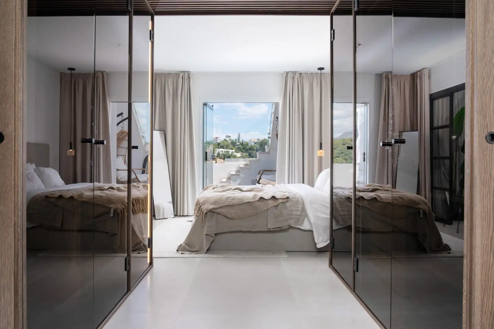 Habitación de Ático en venta en Benahavís con Aire acondicionado, Terraza y Piscina