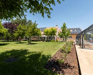 Garden of House or chalet for sale in San Agustín del Guadalix  with Air Conditioner, Heating and Private garden