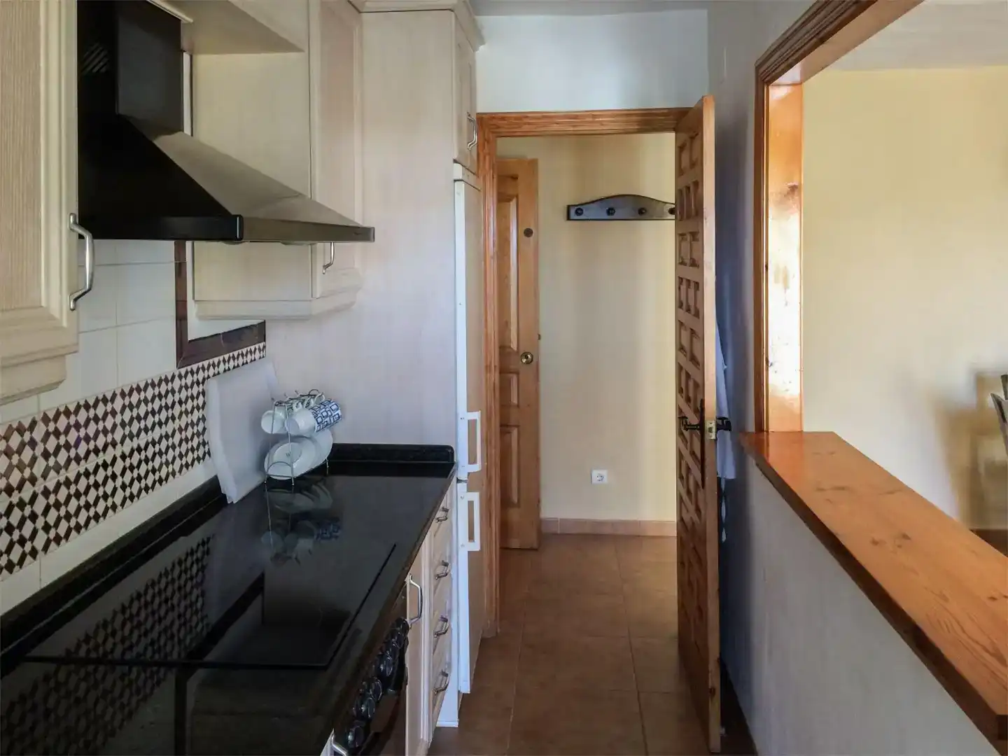 Küche von Wohnungen zur Miete in Zahara de los Atunes mit Klimaanlage, Schwimmbad und Balkon