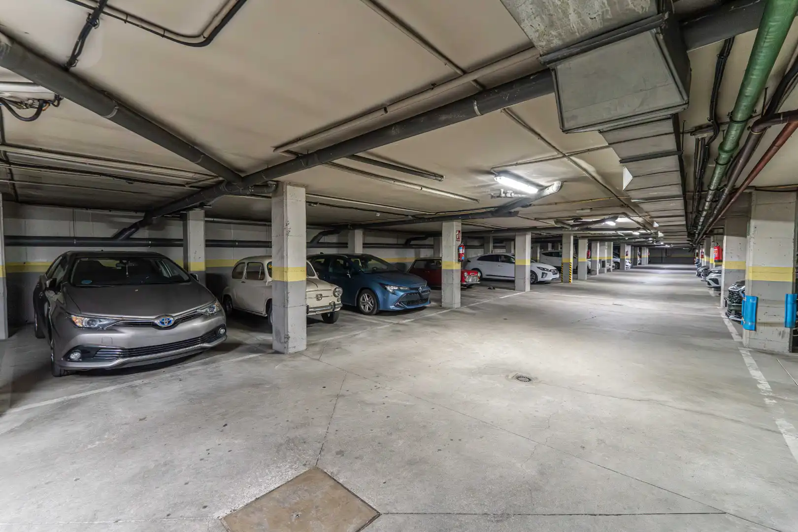 Parkplatz von Maisonette zum Verkauf in Fuenlabrada mit Klimaanlage, Heizung und Terrasse