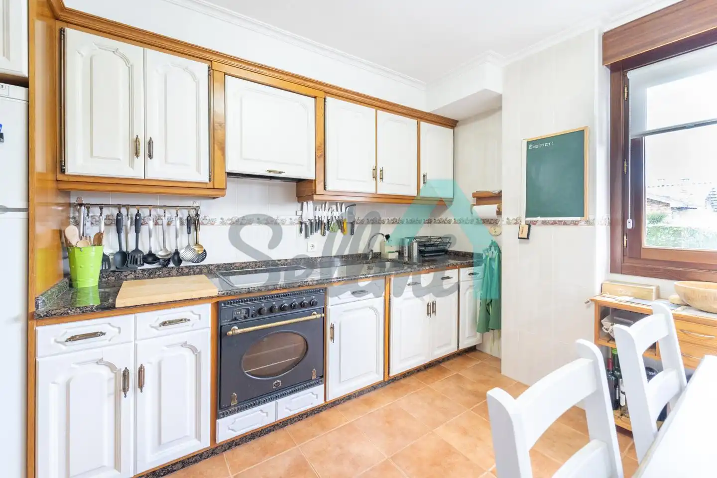 Kitchen of Ground floor for sale in Tapia de Casariego  with Heating, Parquet flooring and Terrace