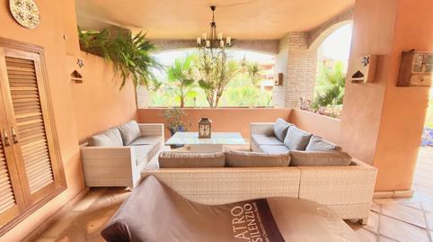 Foto 4 de Apartamento de alquiler en Bahía de Marbella, Málaga