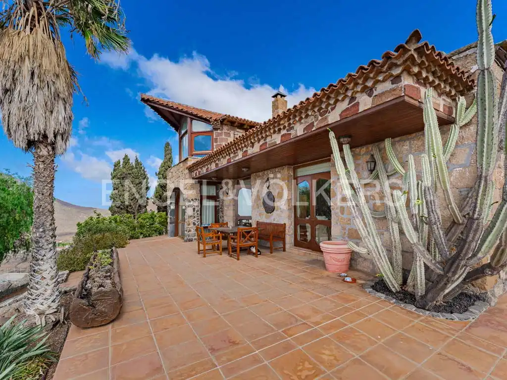 Vista exterior de Casa o xalet en venda en Arona pueblo