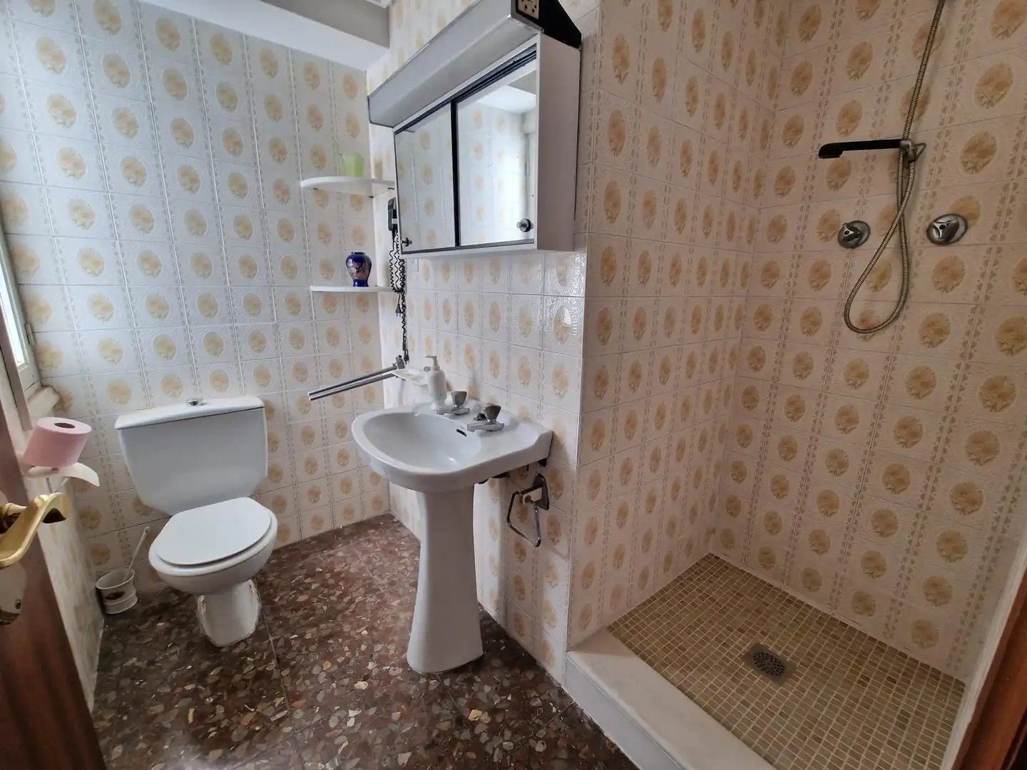 Badezimmer von Wohnung zum Verkauf in Elche / Elx mit Klimaanlage, Terrasse und Möbliert