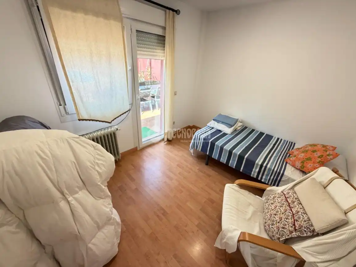 Habitación de Casa adosada en venta en Collado Mediano con Calefacción y Jardín privado