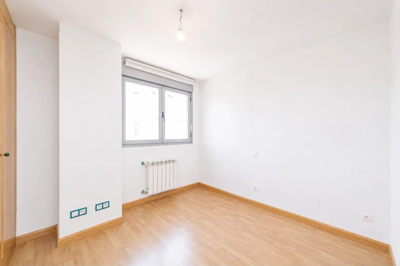 Habitación de Piso en venta en Rivas-Vaciamadrid con Calefacción, Trastero y Piscina comunitaria