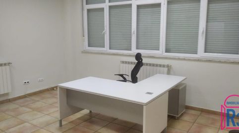Foto 5 von Fabrikhallen zur Miete in Marina Española, La Vega - La Sal, León Capital