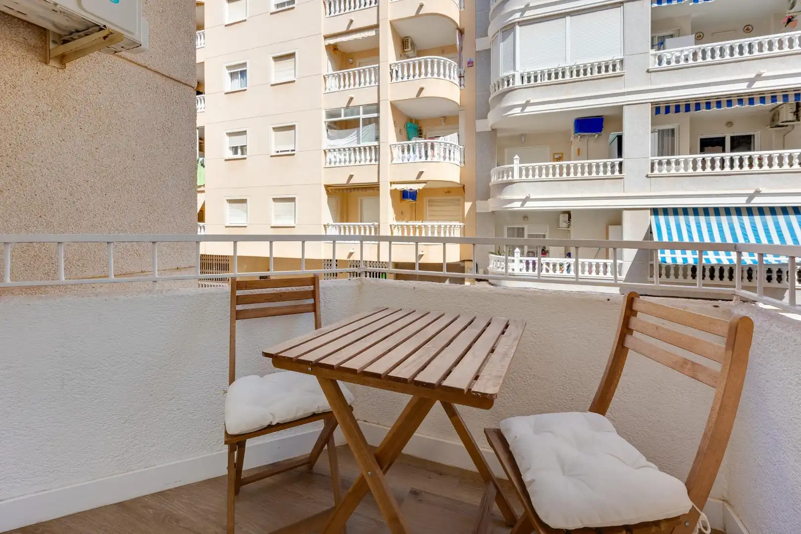 Balcony of Study for sale in Torrevieja  with Air Conditioner, Terrace and Balcony